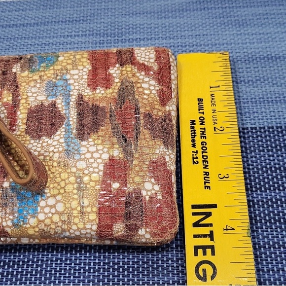 Hobo wristlet phone holder - Picture 3 of 5